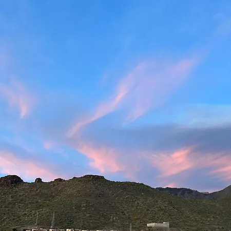 Апартаменти Tenerife Holidays *