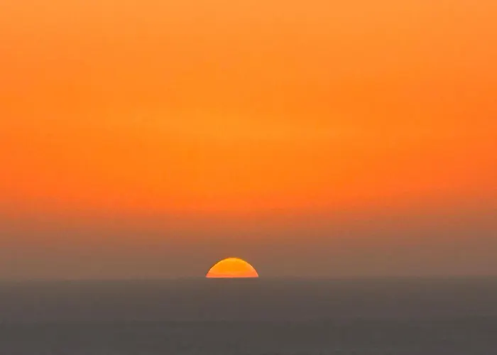 Tenerife Holidays Апартаменти