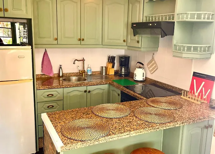 Tenerife Holidays Апартаменти