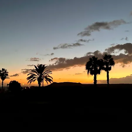 Tenerife Holidays 公寓