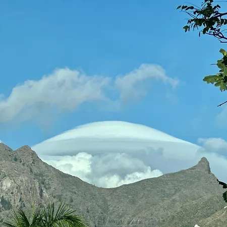 Tenerife Holidays * 아데제